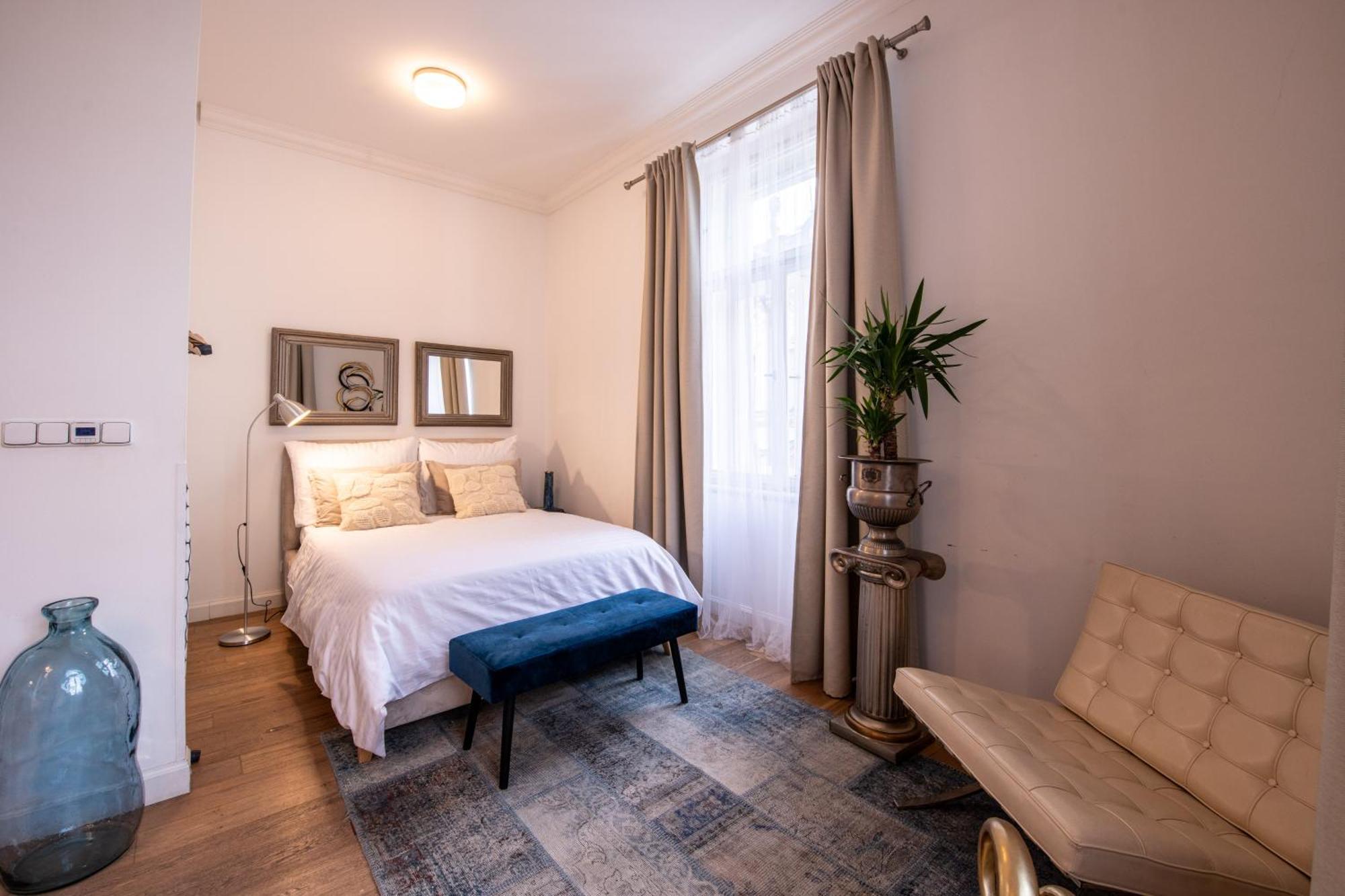 Modern Downtown Apt - Renovated, On Ideal Location 布拉格 外观 照片