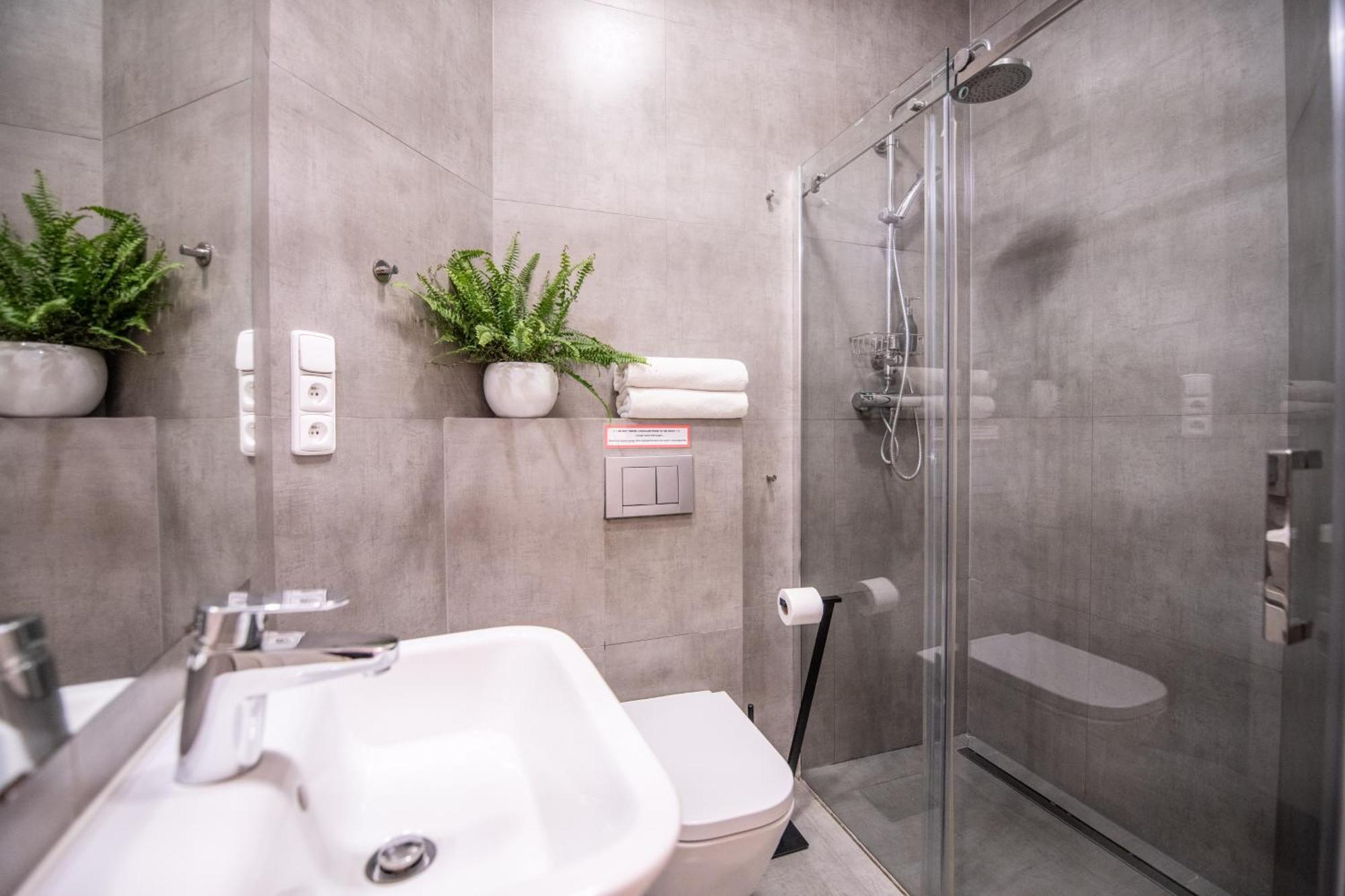 Modern Downtown Apt - Renovated, On Ideal Location 布拉格 外观 照片